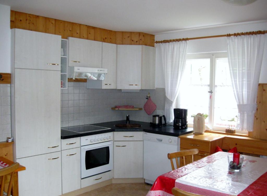 Haus Klinger Apartment Gaschurn Ruang foto